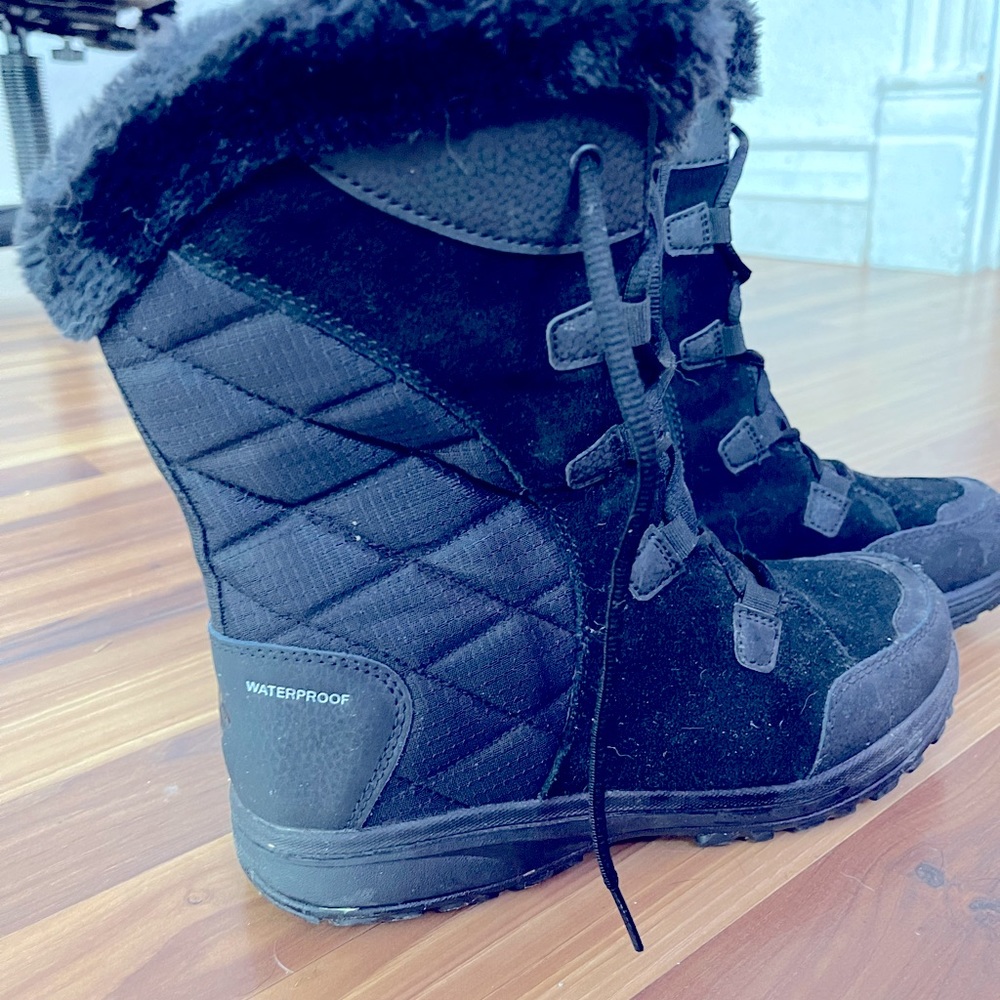 Columbia snow boots